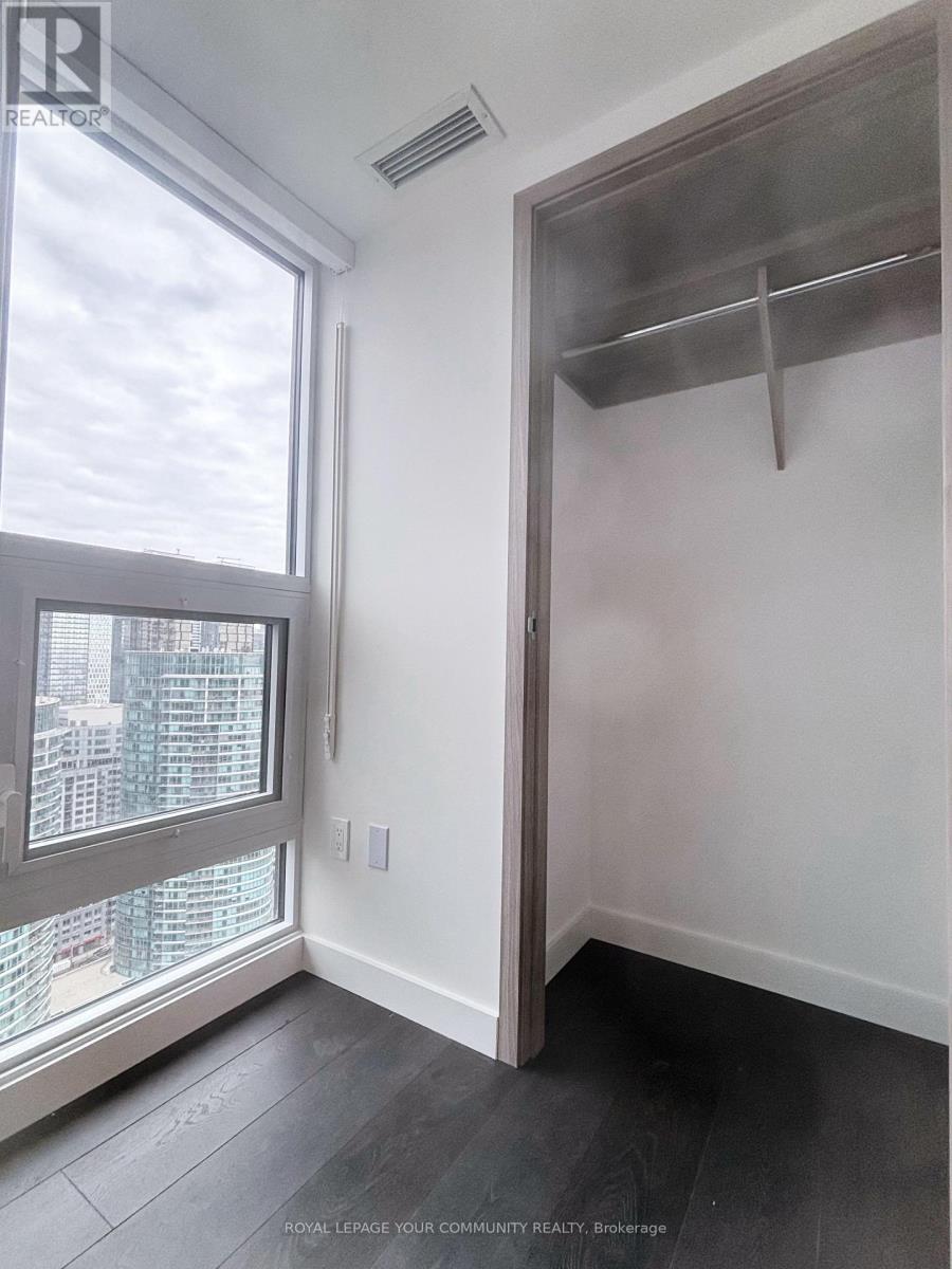 3603 - 1 Concord Cityplace Way, Toronto, Ontario  M5V 0X3 - Photo 11 - C12642902