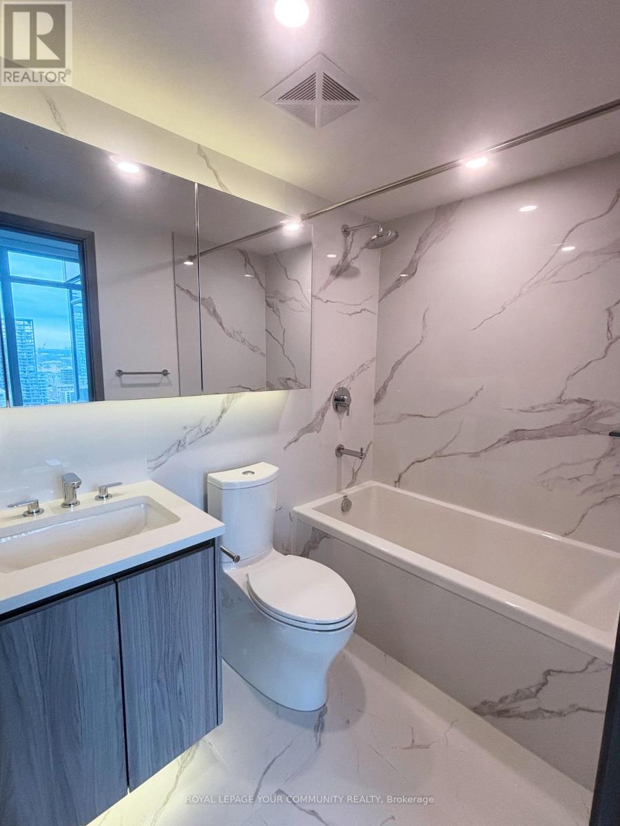 3603 - 1 Concord Cityplace Way, Toronto, Ontario  M5V 0X3 - Photo 15 - C12642902