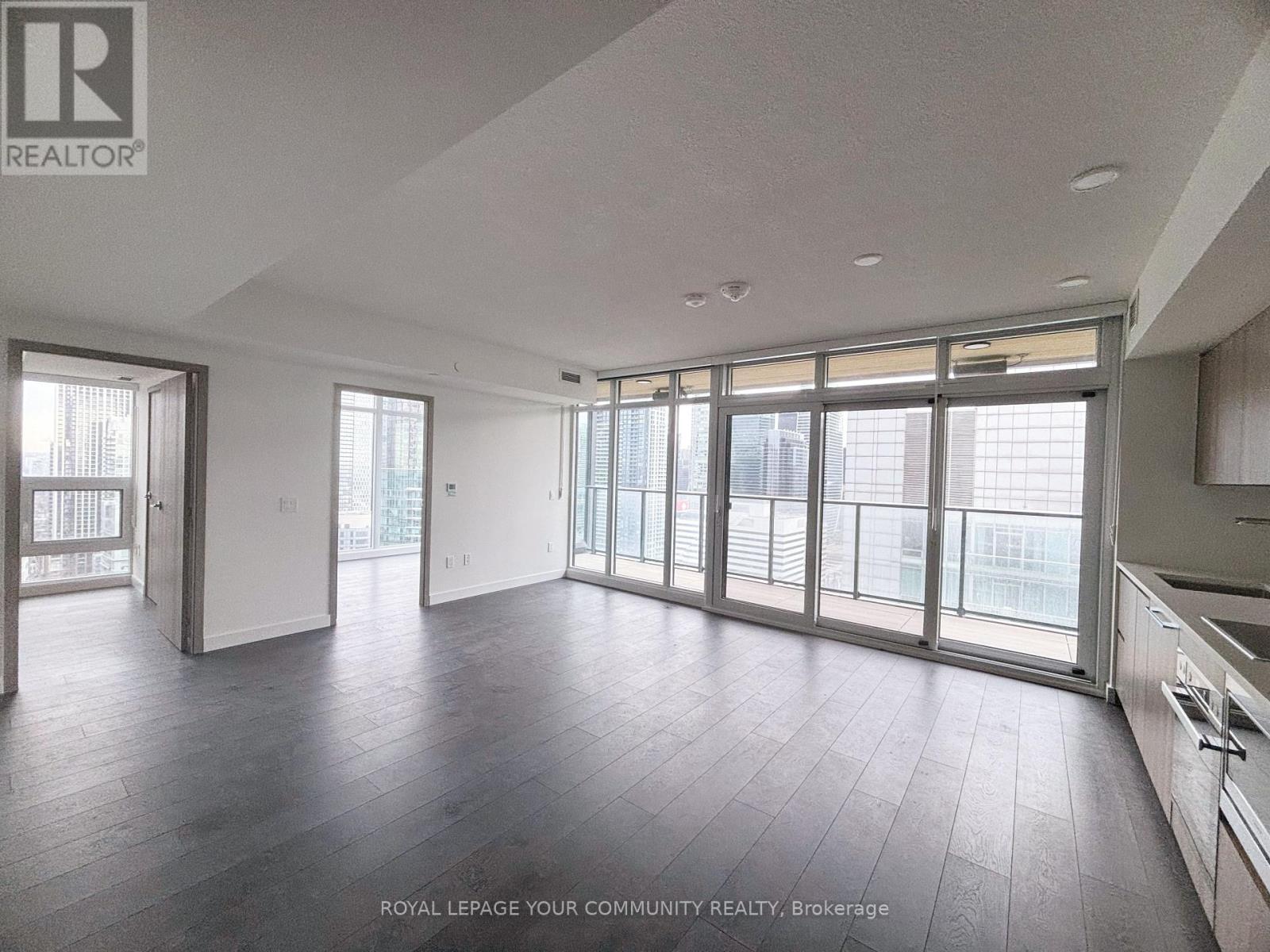 3603 - 1 Concord Cityplace Way, Toronto, Ontario  M5V 0X3 - Photo 2 - C12642902