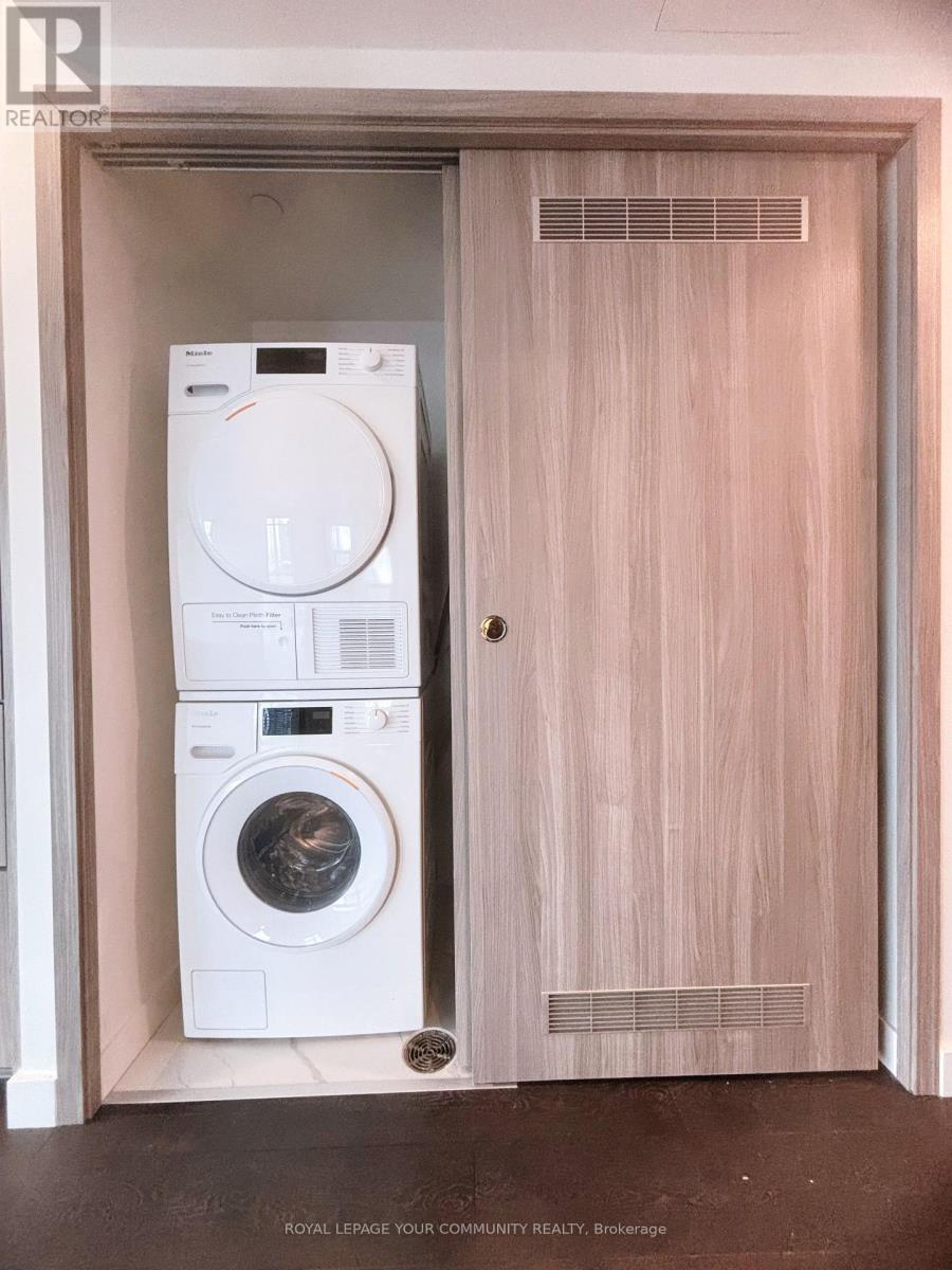 3603 - 1 Concord Cityplace Way, Toronto, Ontario  M5V 0X3 - Photo 7 - C12642902