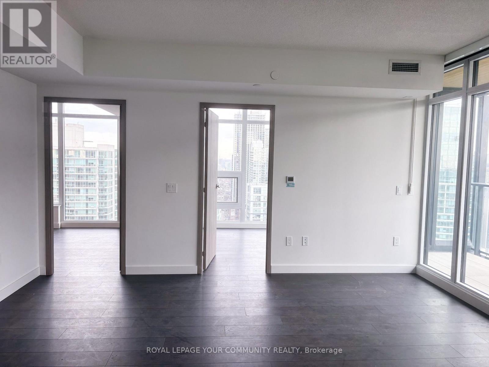 3603 - 1 Concord Cityplace Way, Toronto, Ontario  M5V 0X3 - Photo 9 - C12642902