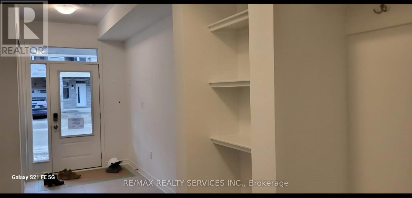 55 Melmar Street, Brampton, Ontario  L7A 5K6 - Photo 2 - W12643778