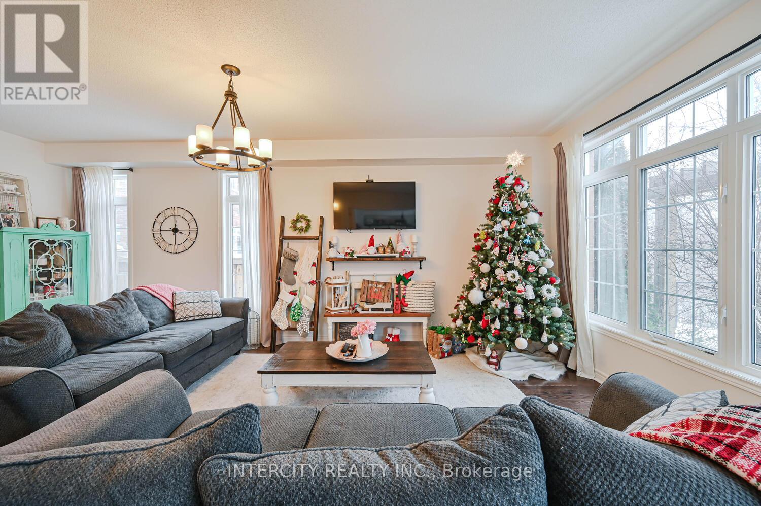 49 Mccardy Court, Caledon, Ontario  L7C 3W9 - Photo 13 - W12643794