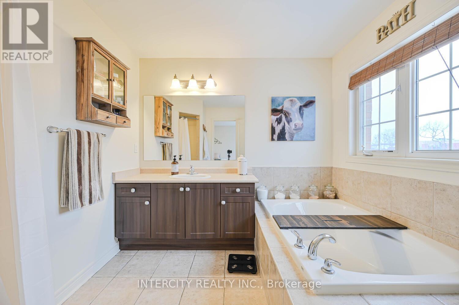 49 Mccardy Court, Caledon, Ontario  L7C 3W9 - Photo 30 - W12643794