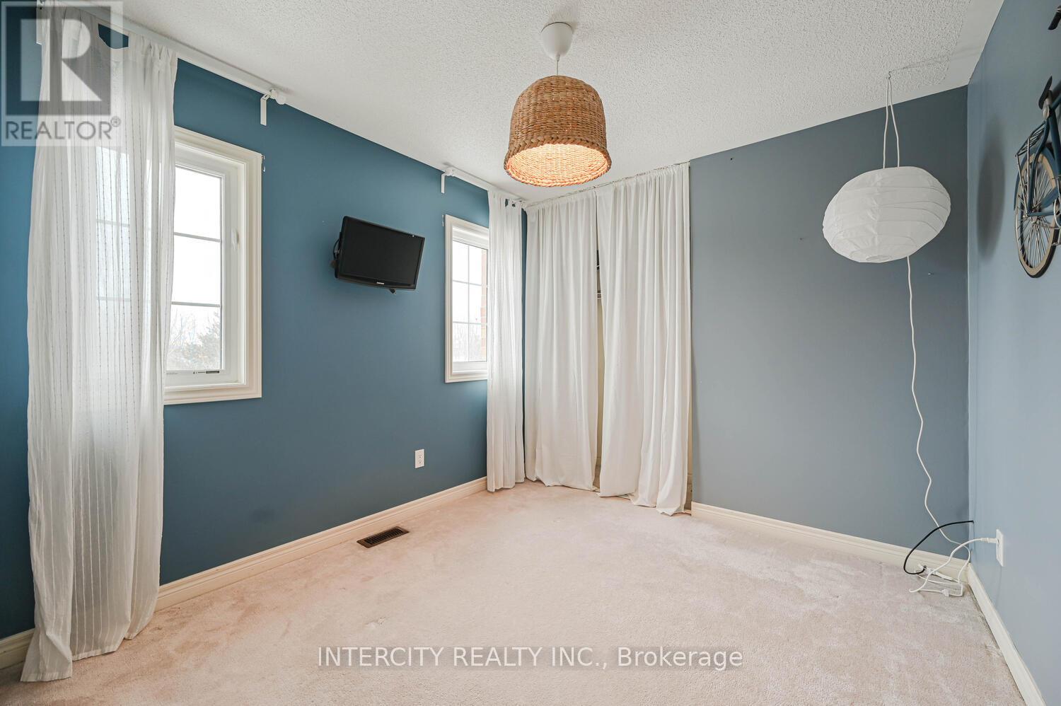 49 Mccardy Court, Caledon, Ontario  L7C 3W9 - Photo 39 - W12643794