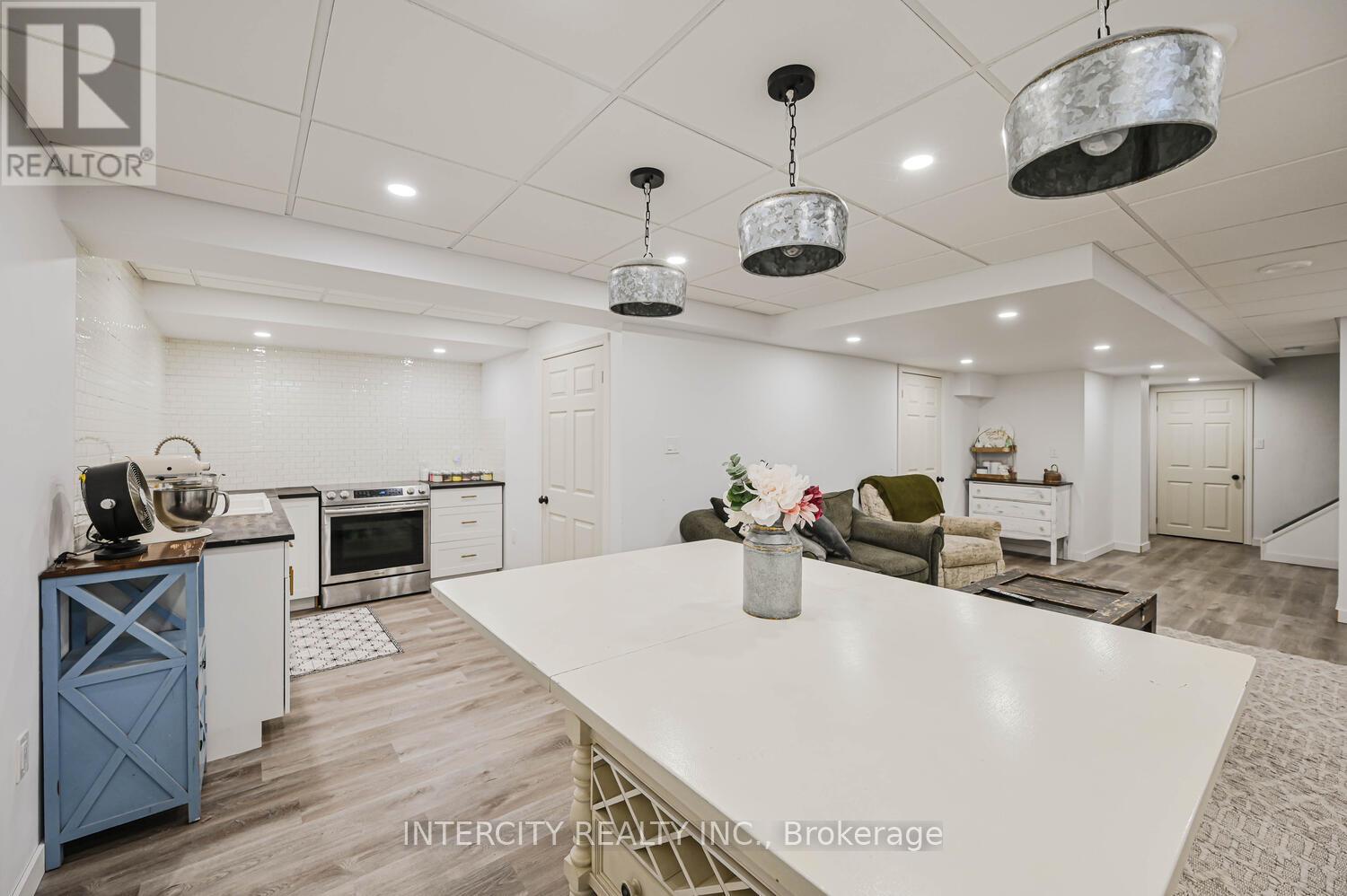 49 Mccardy Court, Caledon, Ontario  L7C 3W9 - Photo 44 - W12643794