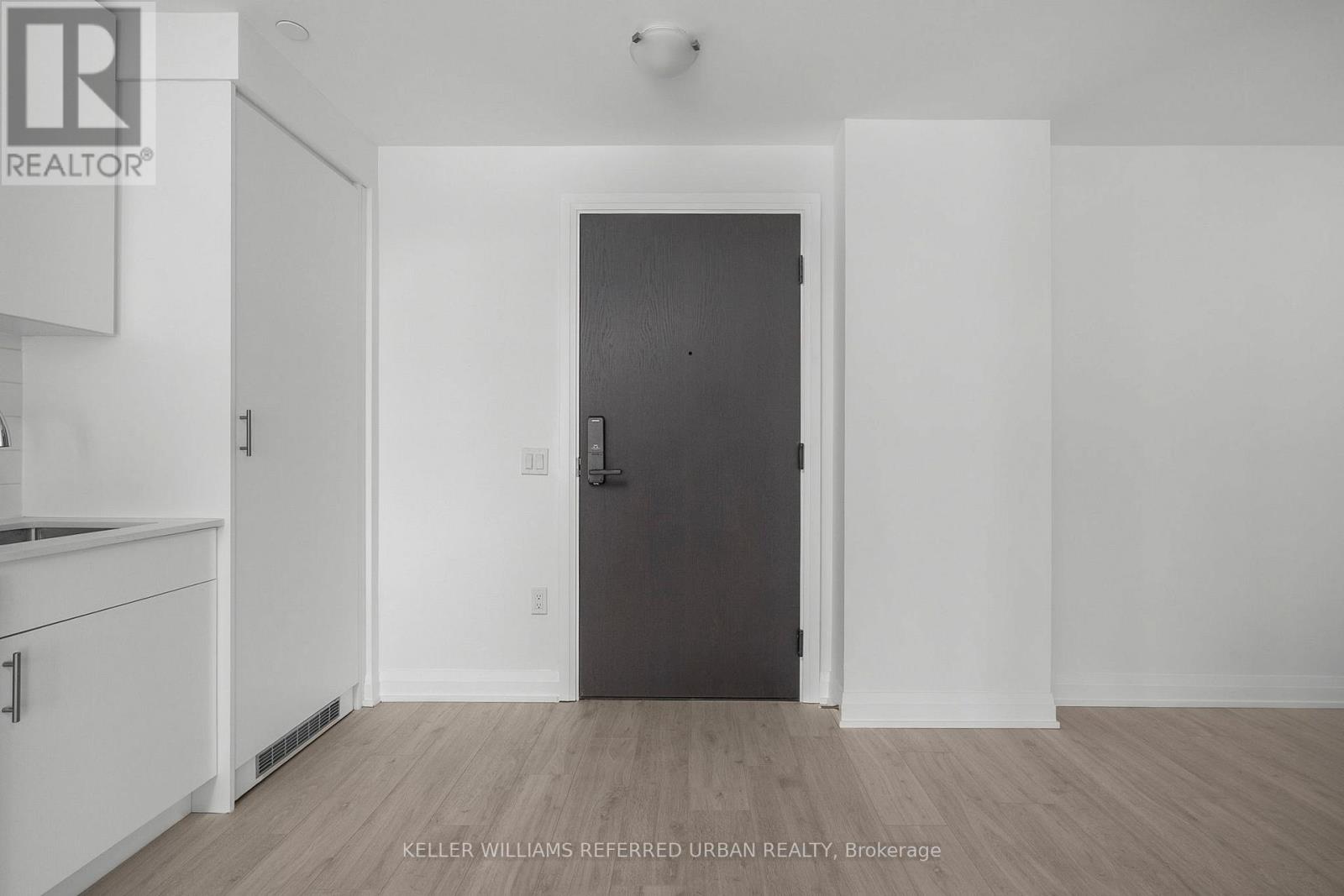 511 - 412 Silver Maple Road, Oakville, Ontario  L6H 7X8 - Photo 9 - W12643856