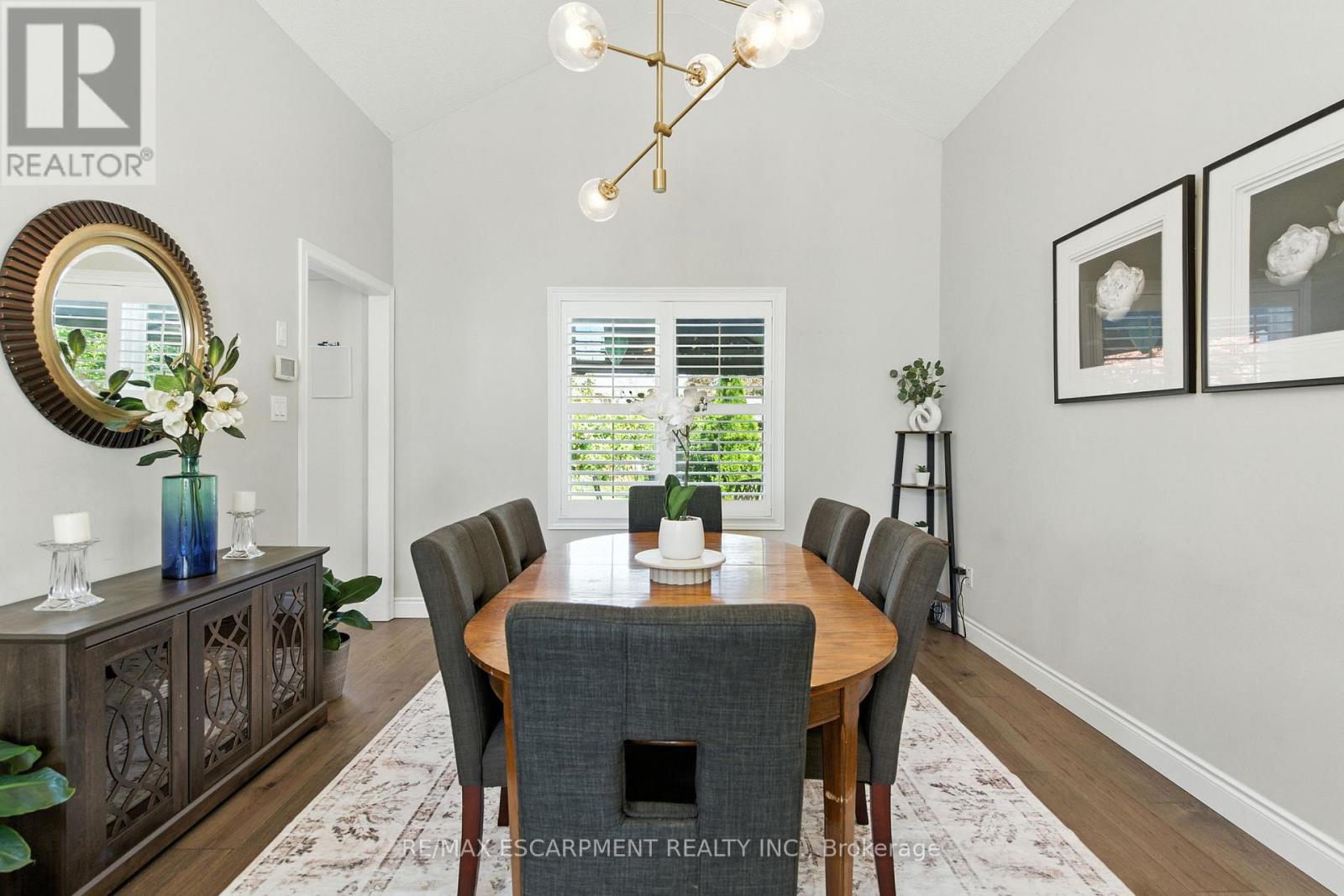 2 Caledonia Avenue, Haldimand, Ontario  N3W 2L1 - Photo 11 - X12643838