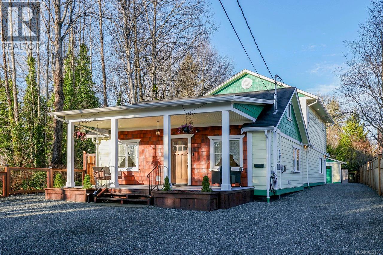 877 3rd St, Courtenay, British Columbia