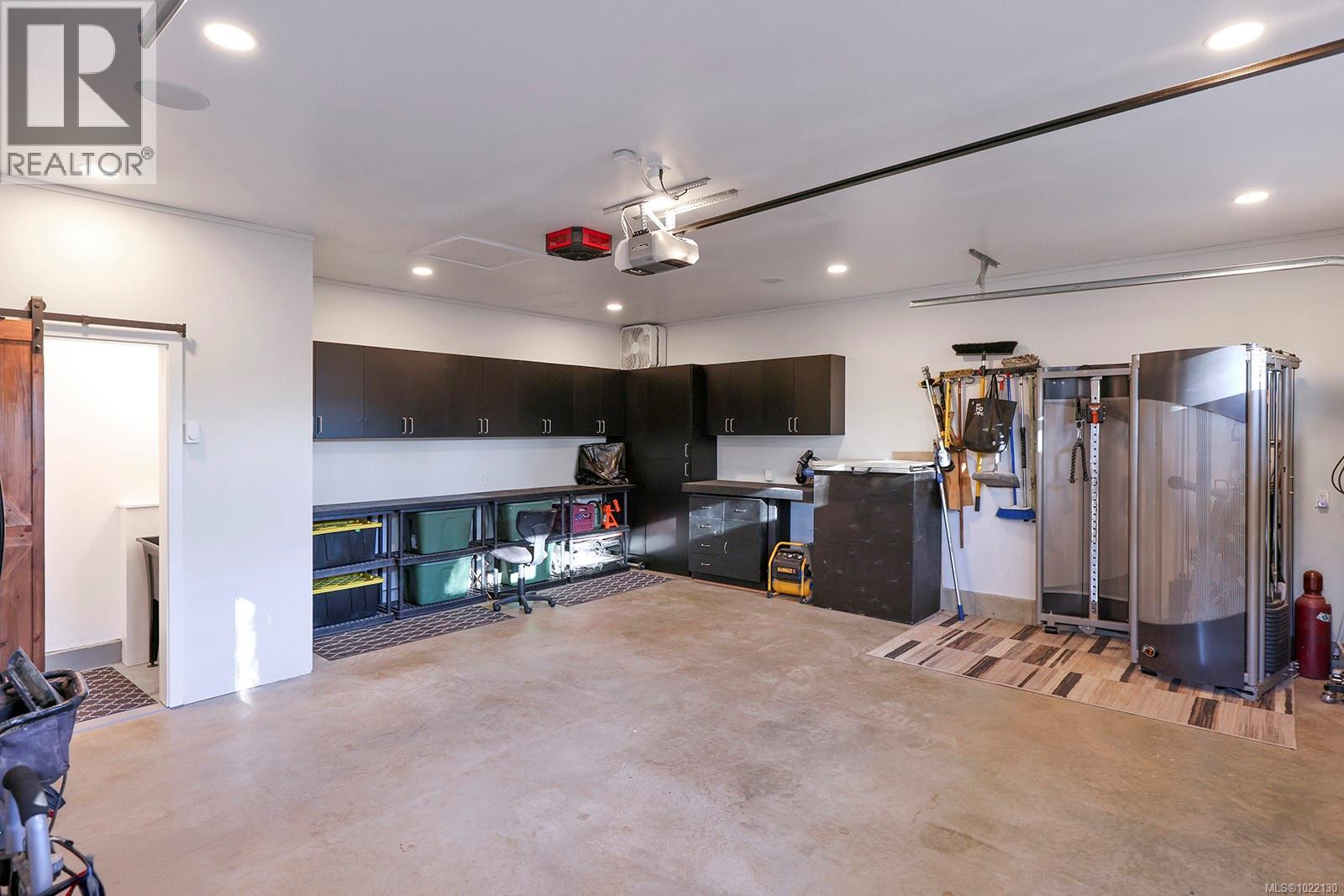 877 3rd St, Courtenay, British Columbia  V9N 1E9 - Photo 26 - 1022130