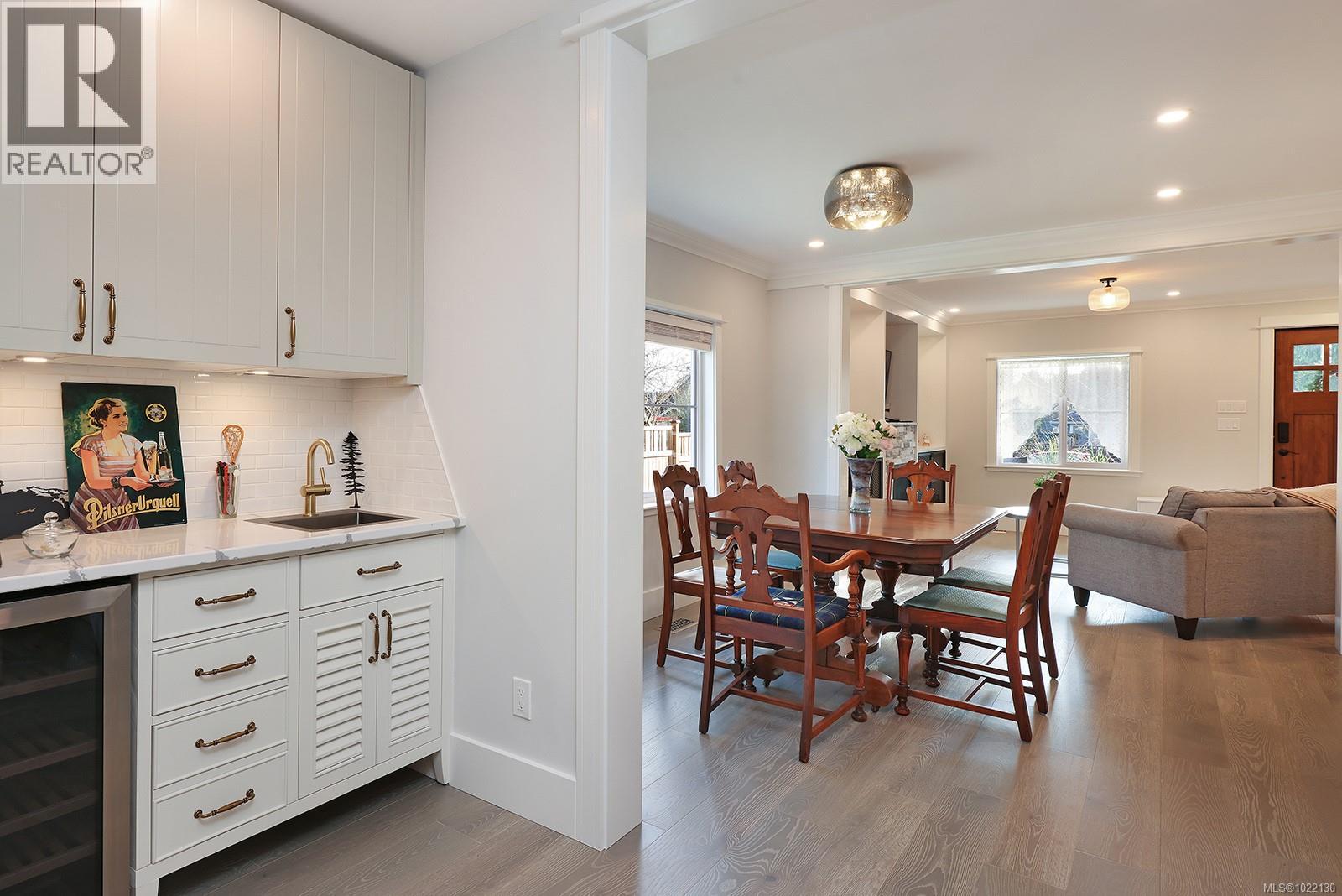 877 3rd St, Courtenay, British Columbia  V9N 1E9 - Photo 5 - 1022130