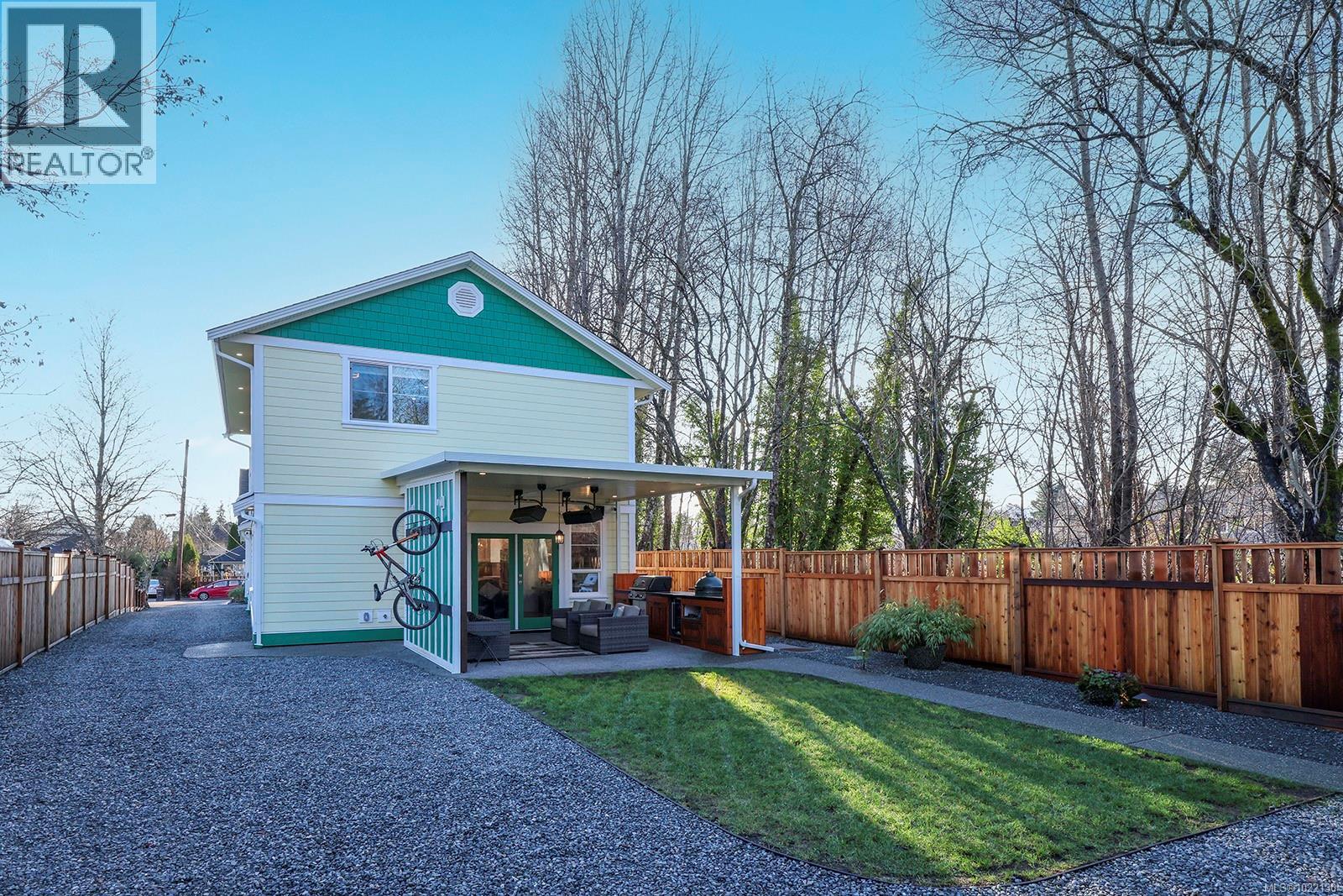 877 3rd St, Courtenay, British Columbia  V9N 1E9 - Photo 32 - 1022130