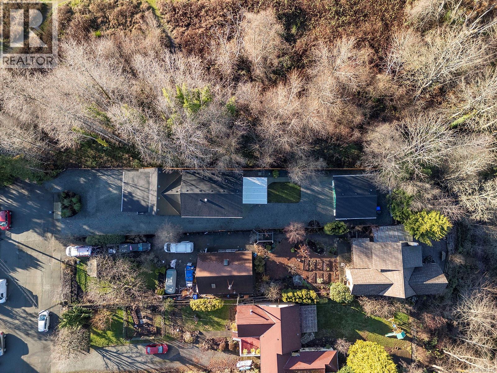 877 3rd St, Courtenay, British Columbia  V9N 1E9 - Photo 34 - 1022130