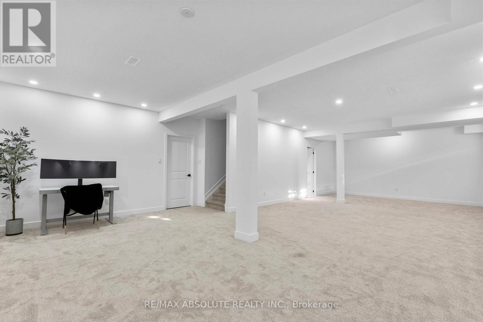 921 Beckton Heights, Ottawa, Ontario  K2S 2X5 - Photo 43 - X12455413