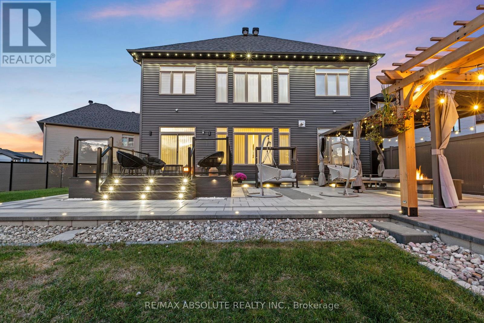 921 Beckton Heights, Ottawa, Ontario  K2S 2X5 - Photo 45 - X12455413