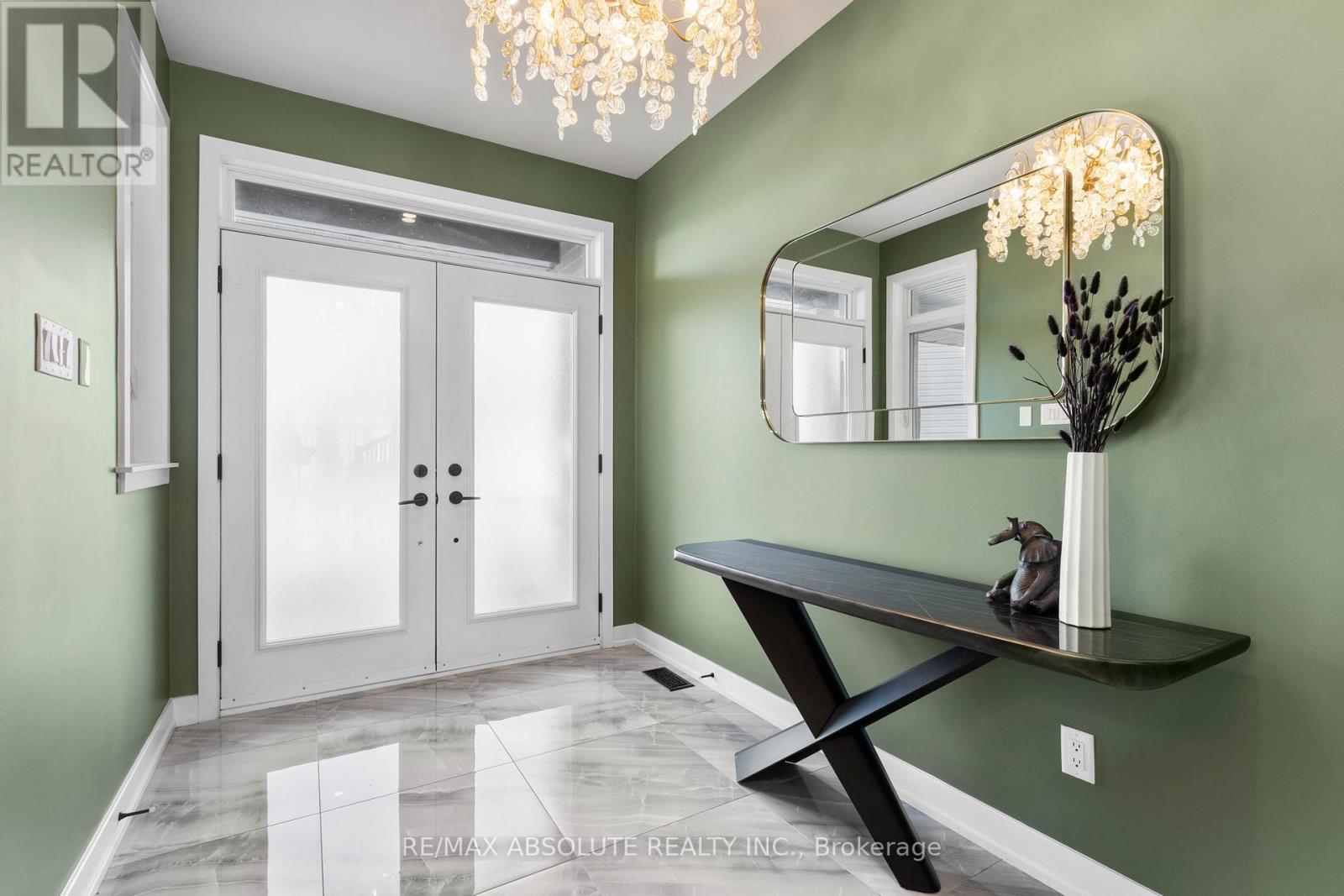 921 Beckton Heights, Ottawa, Ontario  K2S 2X5 - Photo 8 - X12455413