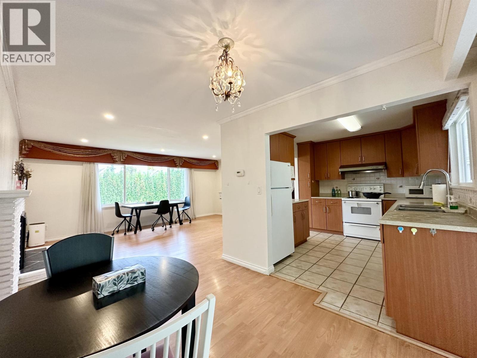 9511 Pinewell Crescent, Richmond, British Columbia V7A 2C7 - Photo 10 - R3062821