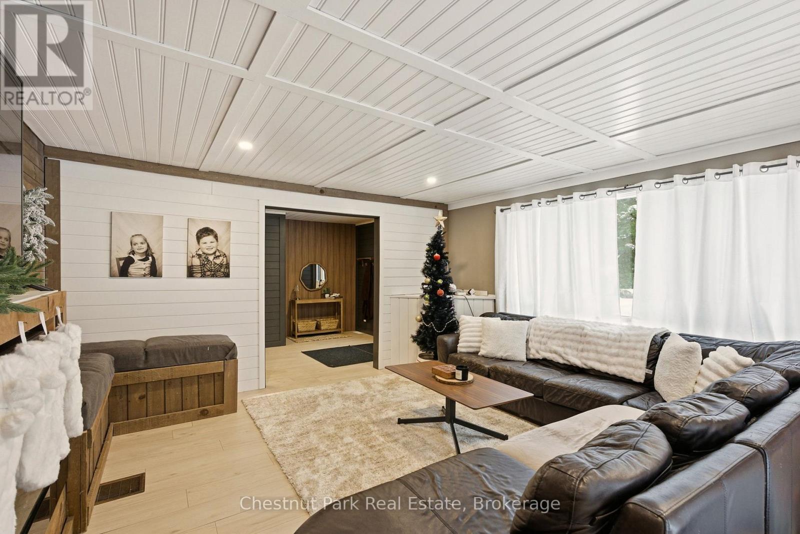 354 Muskoka 10 Road, Huntsville, Ontario  P0B 1L0 - Photo 10 - X12643898