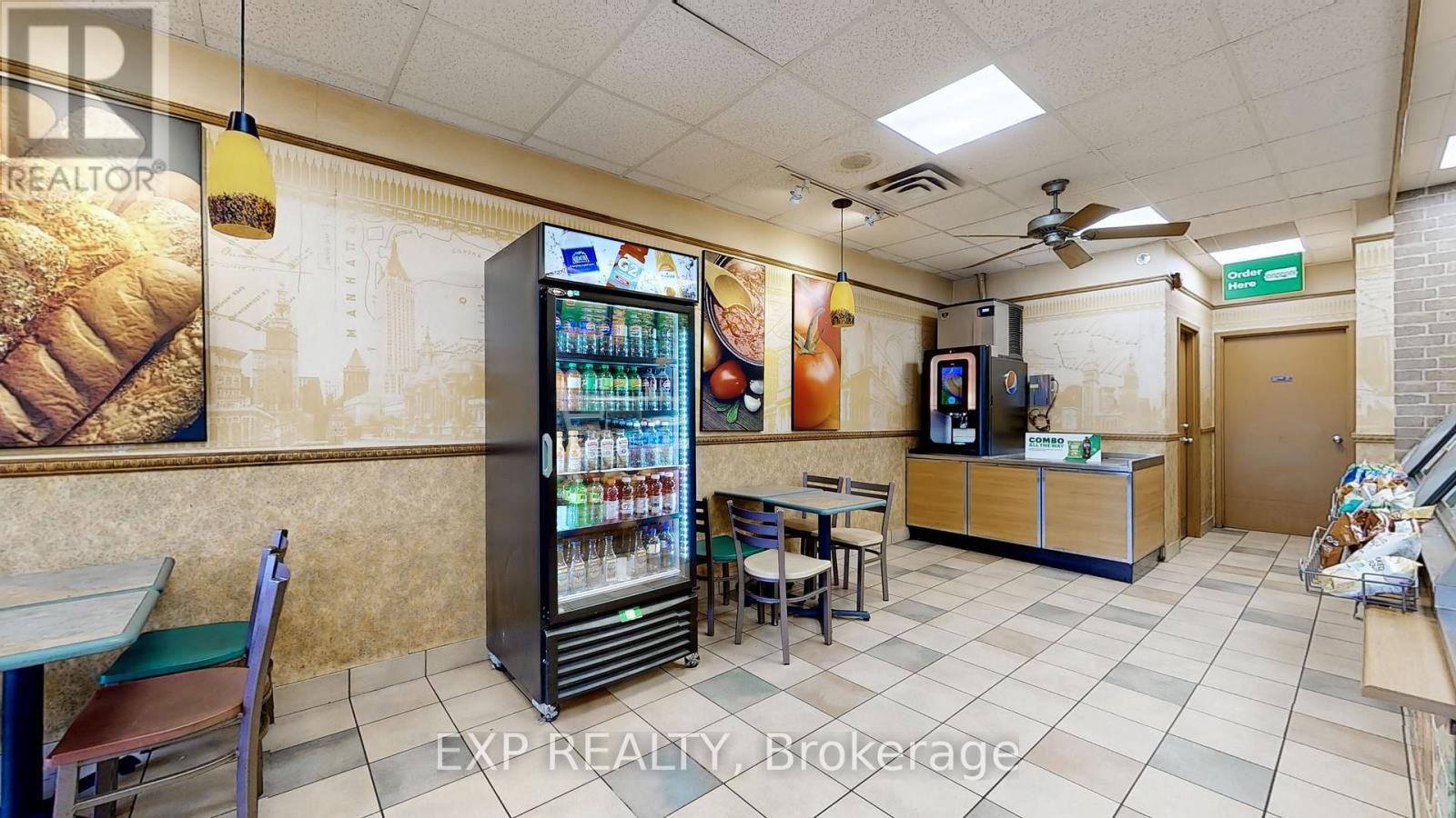 105 Parkway Forest Drive, Toronto, Ontario  M2J 1L8 - Photo 10 - C12643880