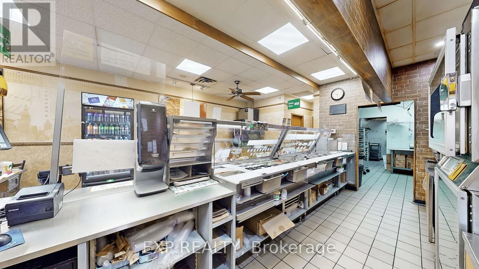 105 Parkway Forest Drive, Toronto, Ontario  M2J 1L8 - Photo 16 - C12643880