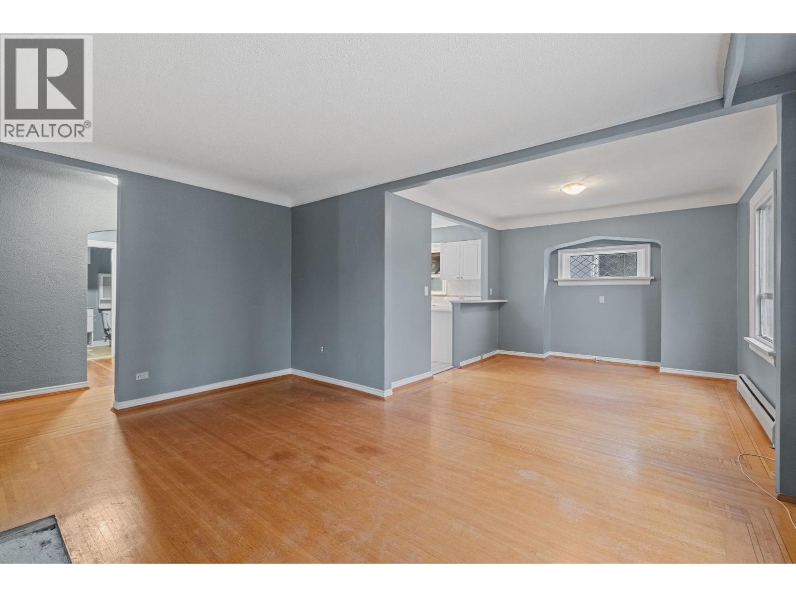 3775 Trinity Street, Burnaby, British Columbia V5C 1N1 - Photo 9 - R3058152