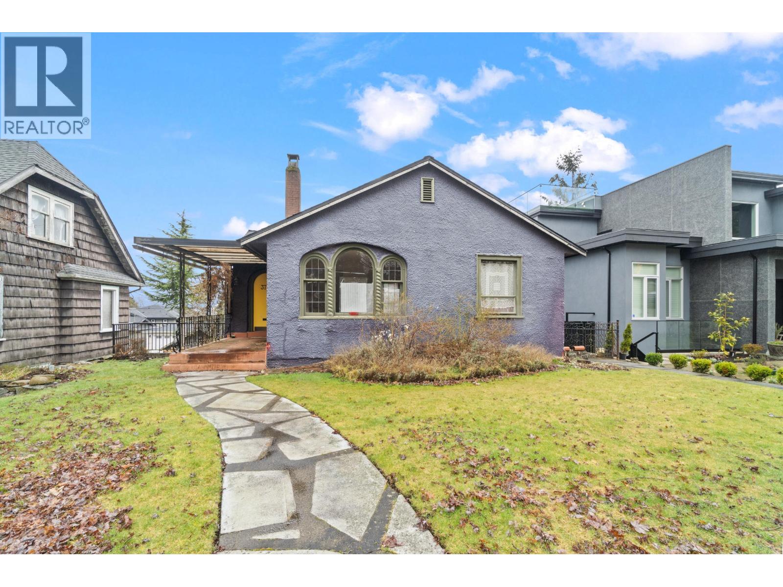 3775 Trinity Street, Burnaby, British Columbia V5C 1N1 - Photo 6 - R3058152