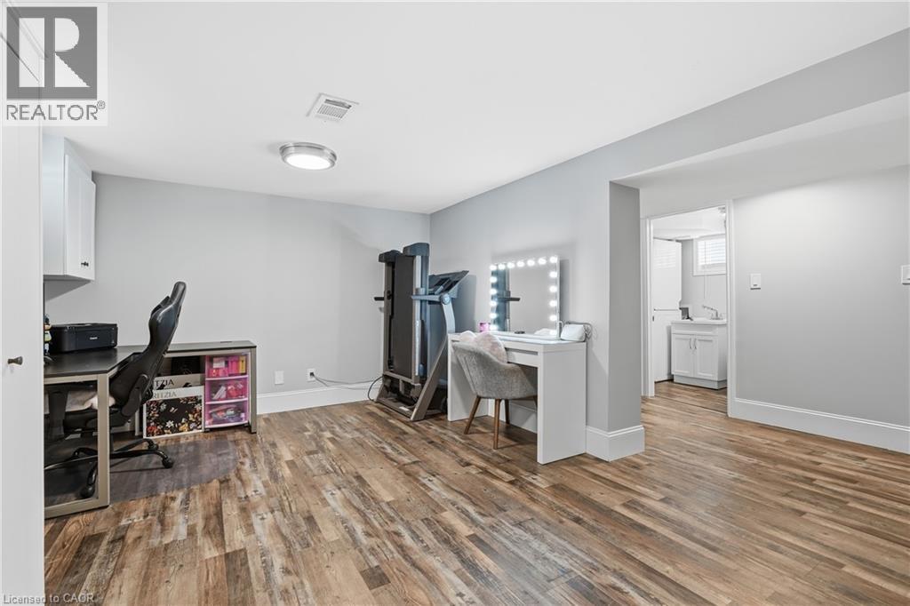 189 East 43rd Street, Hamilton, Ontario  L8T 3C3 - Photo 23 - 40794655