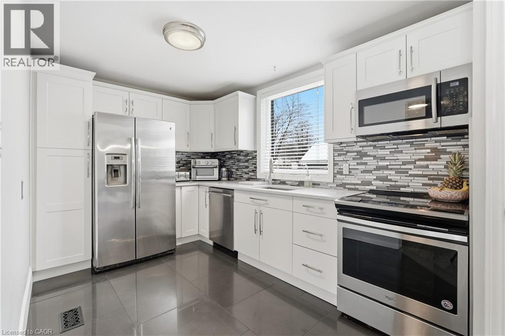 189 East 43rd Street, Hamilton, Ontario  L8T 3C3 - Photo 13 - 40794655