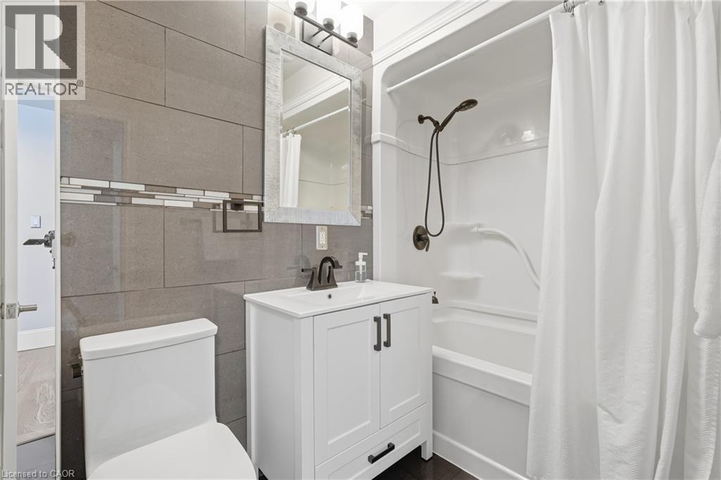 189 East 43rd Street, Hamilton, Ontario  L8T 3C3 - Photo 15 - 40794655