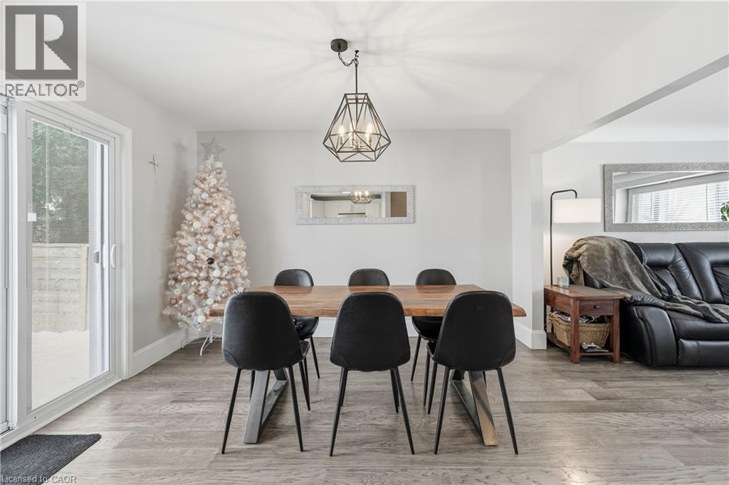 189 East 43rd Street, Hamilton, Ontario  L8T 3C3 - Photo 8 - 40794655