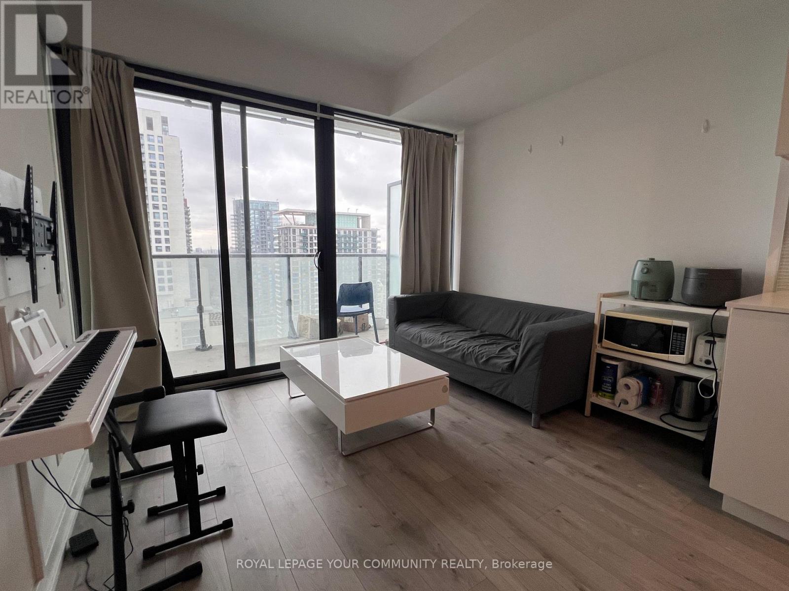 2812 - 161 Roehampton Avenue, Toronto, Ontario  M4P 0C8 - Photo 10 - C12640736