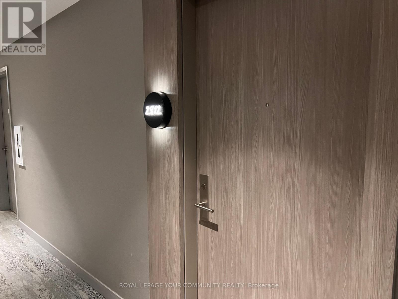 2812 - 161 Roehampton Avenue, Toronto, Ontario  M4P 0C8 - Photo 2 - C12640736