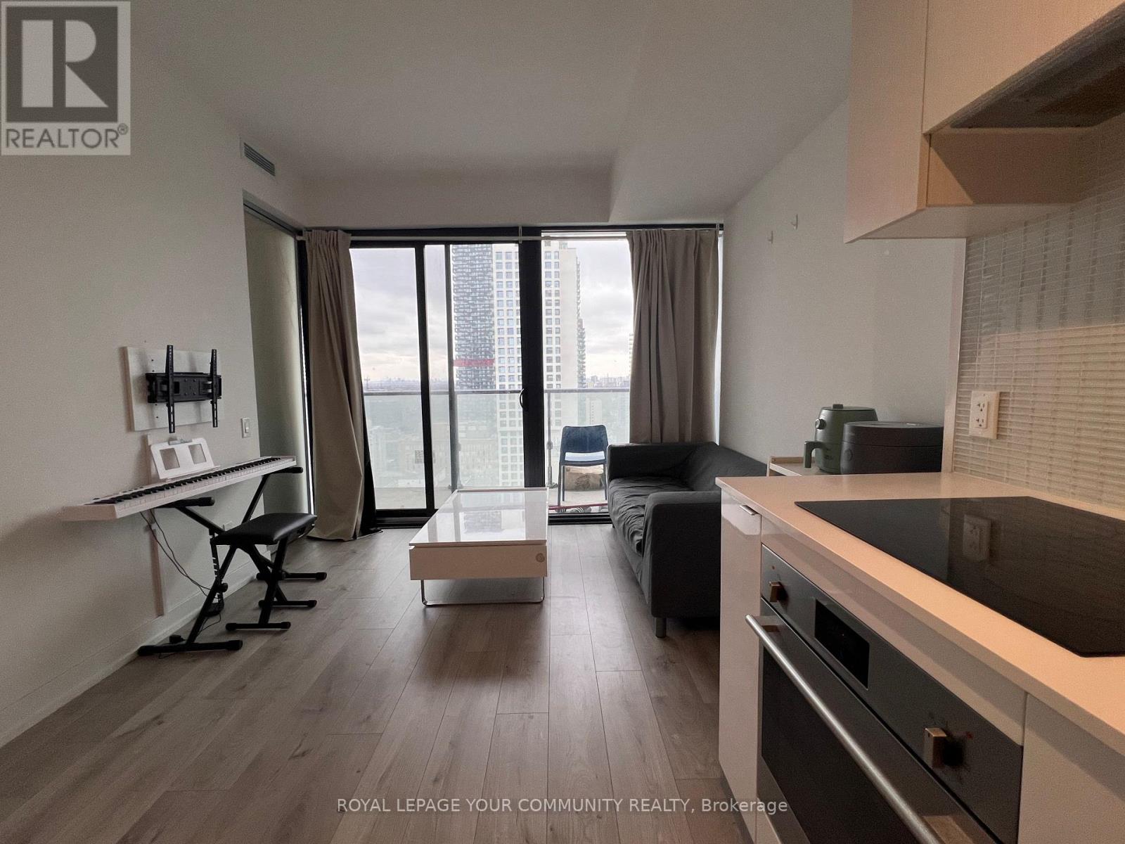 2812 - 161 Roehampton Avenue, Toronto, Ontario  M4P 0C8 - Photo 8 - C12640736