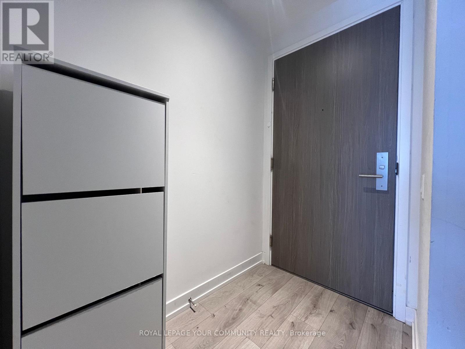 2812 - 161 Roehampton Avenue, Toronto, Ontario  M4P 0C8 - Photo 3 - C12640736