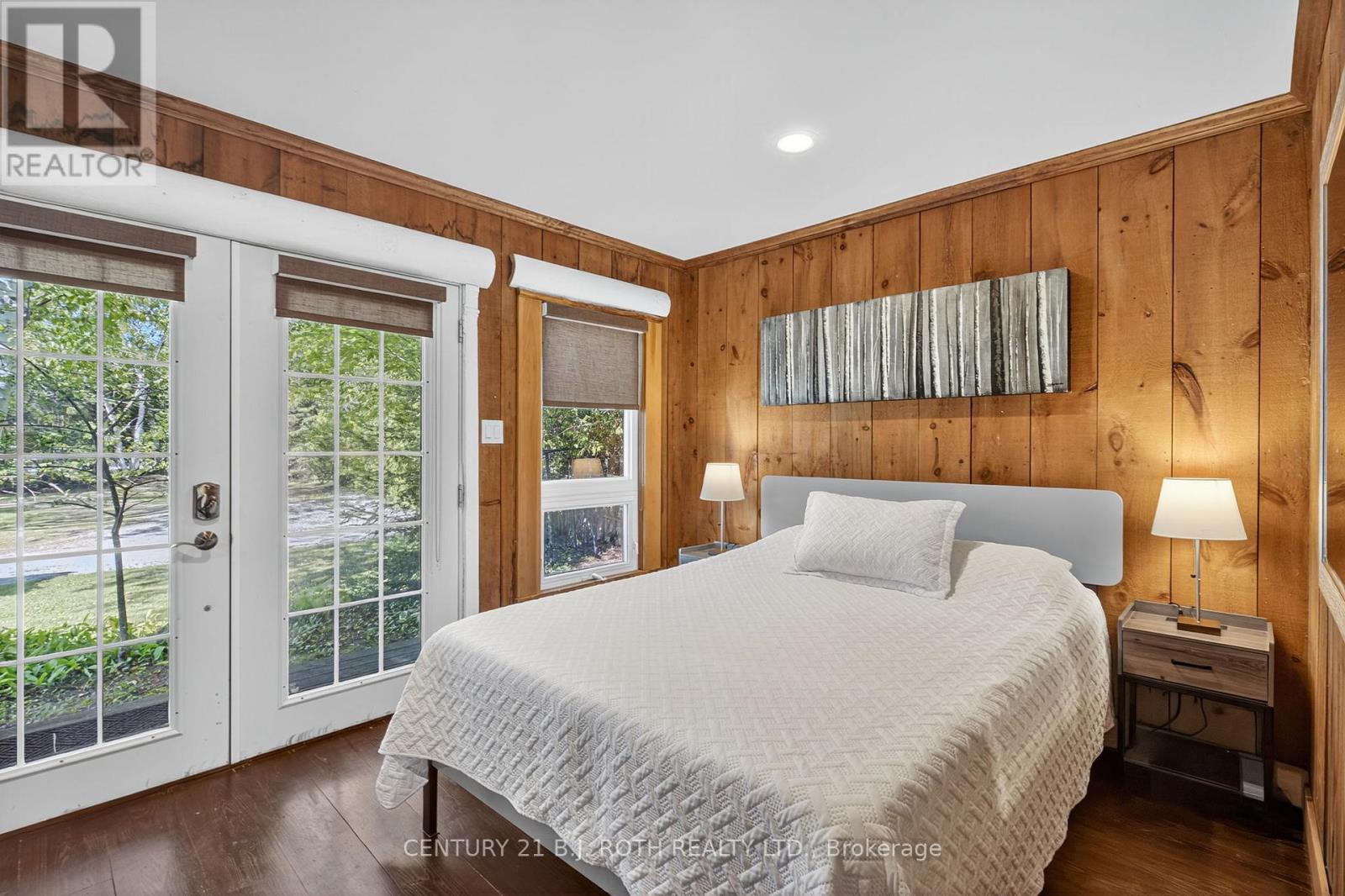 209846 26 Highway, Blue Mountains, Ontario  L9Y 0L1 - Photo 19 - X12452614