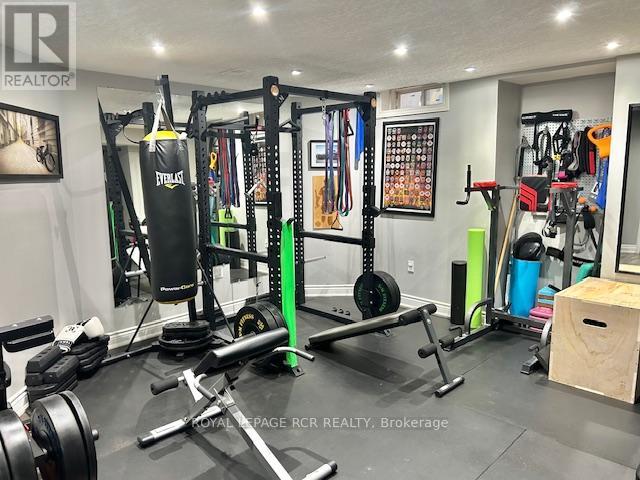 25 Kidd Crescent, New Tecumseth, Ontario  L9R 0C8 - Photo 8 - N12643876