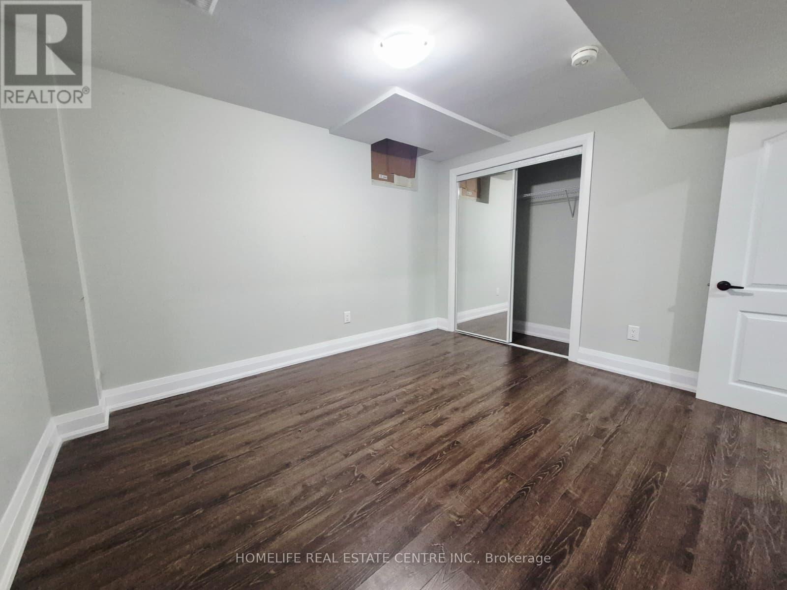 12 Junetown Circle, Brampton, Ontario  L6X 0X6 - Photo 12 - W12643878