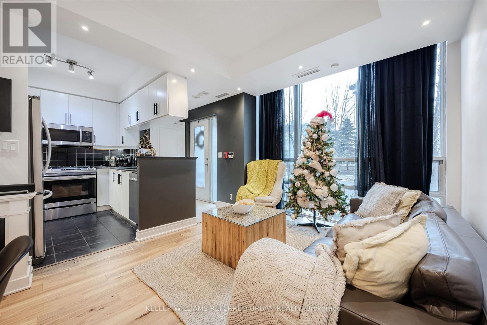 Th-115 - 90 Absolute Avenue, Mississauga, Ontario  L4Z 0A3 - Photo 4 - W12643890