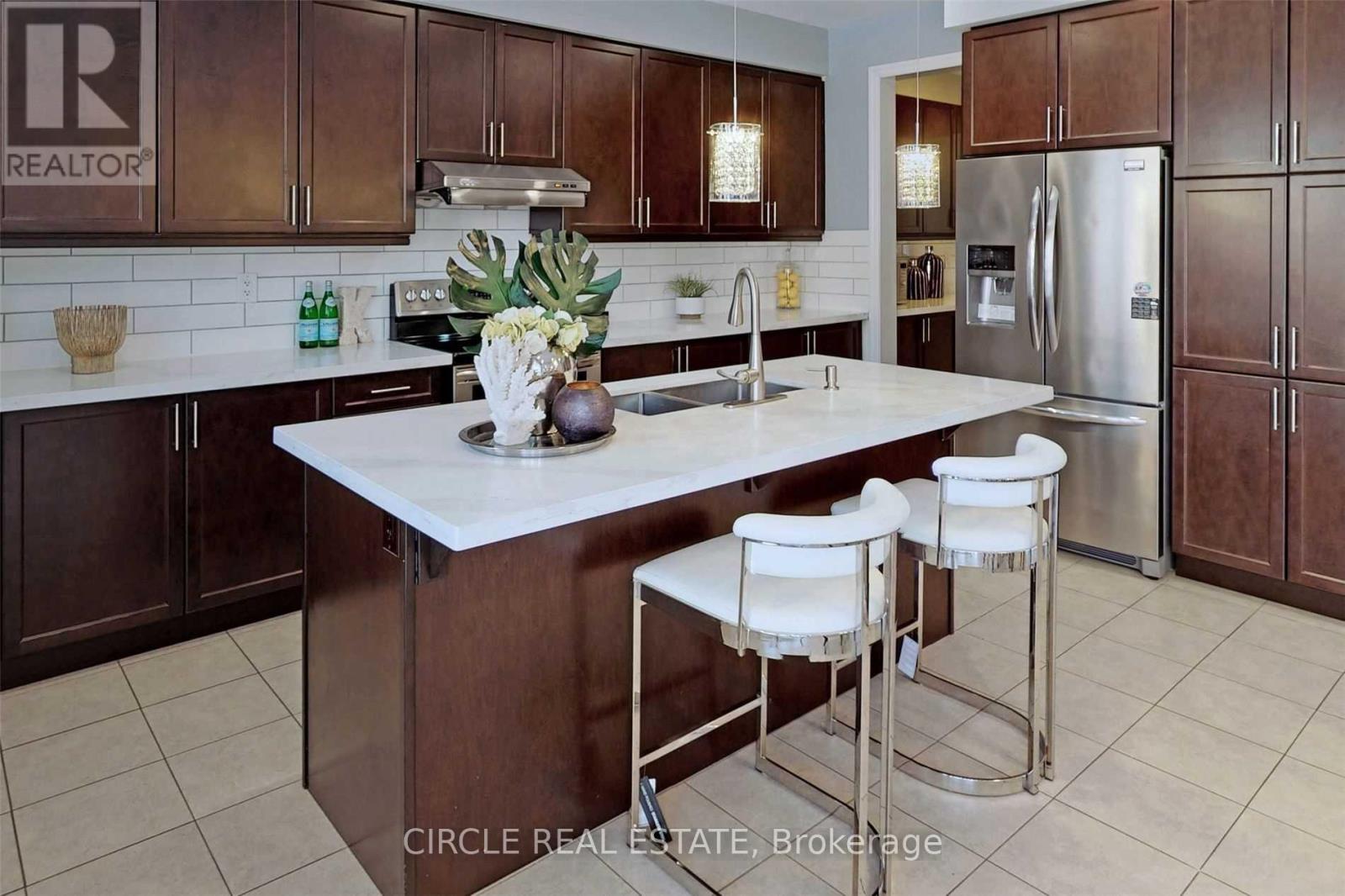 1368 Connaught Terrace, Milton, Ontario  L9E 0B8 - Photo 15 - W12643892