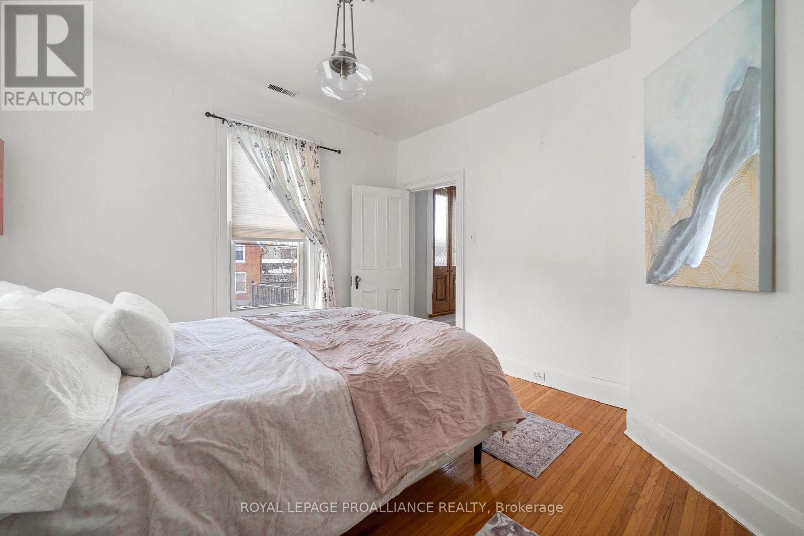 209 Centre Street N, Greater Napanee, Ontario  K7R 1N7 - Photo 22 - X12643948