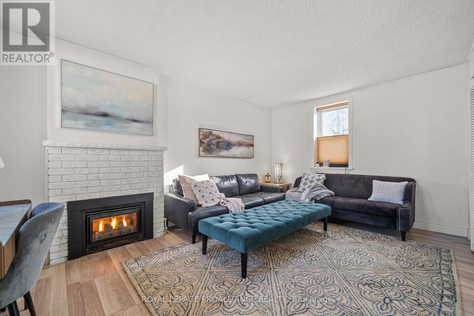 209 Centre Street N, Greater Napanee, Ontario  K7R 1N7 - Photo 8 - X12643948