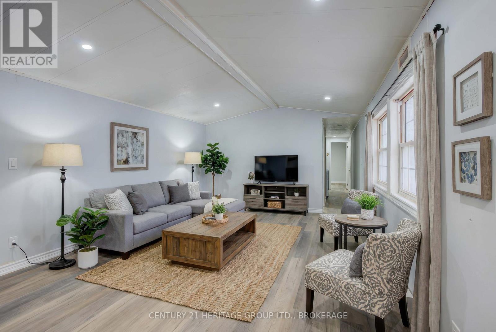 35 - 227 Big Hill Road, Leeds And The Thousand Islands, Ontario  K0H 2N0 - Photo 13 - X12643978