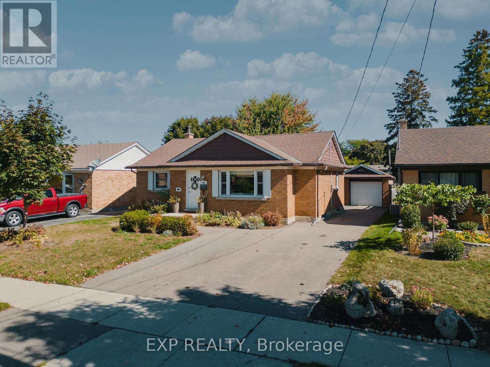 300 MELROSE AVENUE, Kitchener, Ontario