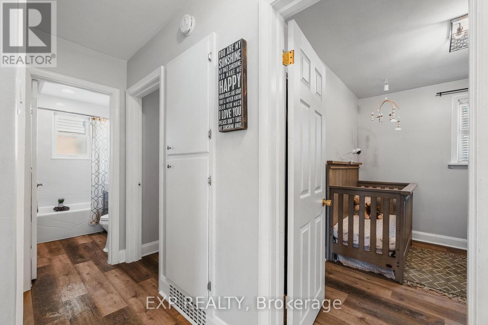 300 Melrose Avenue, Kitchener, Ontario  N2H 2C1 - Photo 10 - X12426701