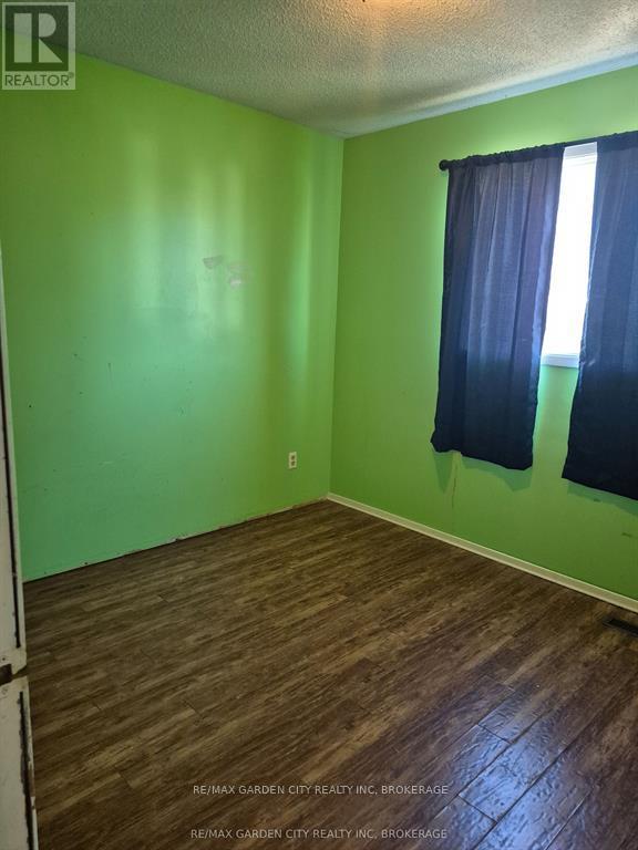 74 Commerford Street, Thorold, Ontario  L2V 4R1 - Photo 17 - X12643996