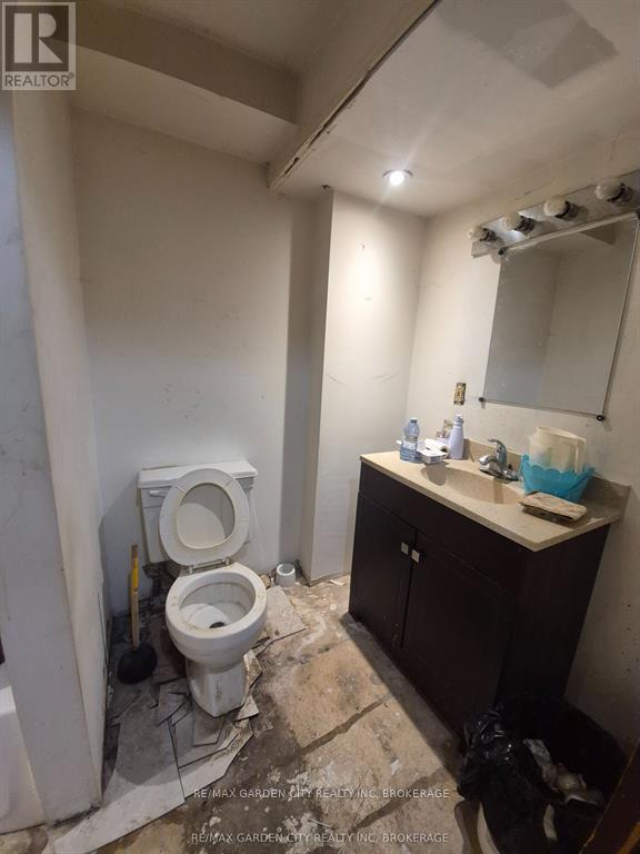 74 Commerford Street, Thorold, Ontario  L2V 4R1 - Photo 24 - X12643996