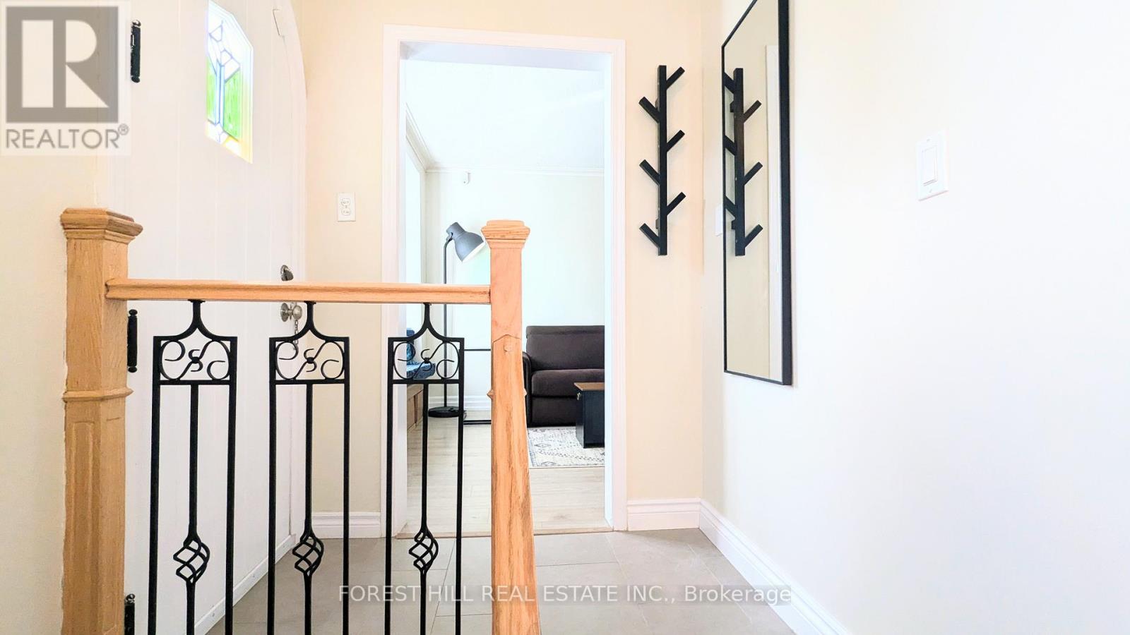 34 Rotherham Avenue, Toronto, Ontario  M6M 1M2 - Photo 17 - W12404225