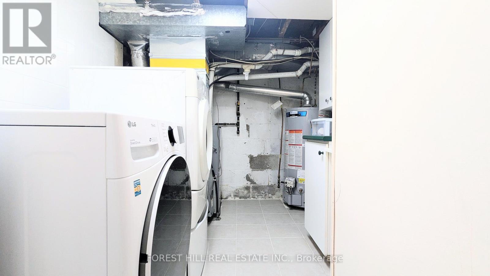 34 Rotherham Avenue, Toronto, Ontario  M6M 1M2 - Photo 24 - W12404225