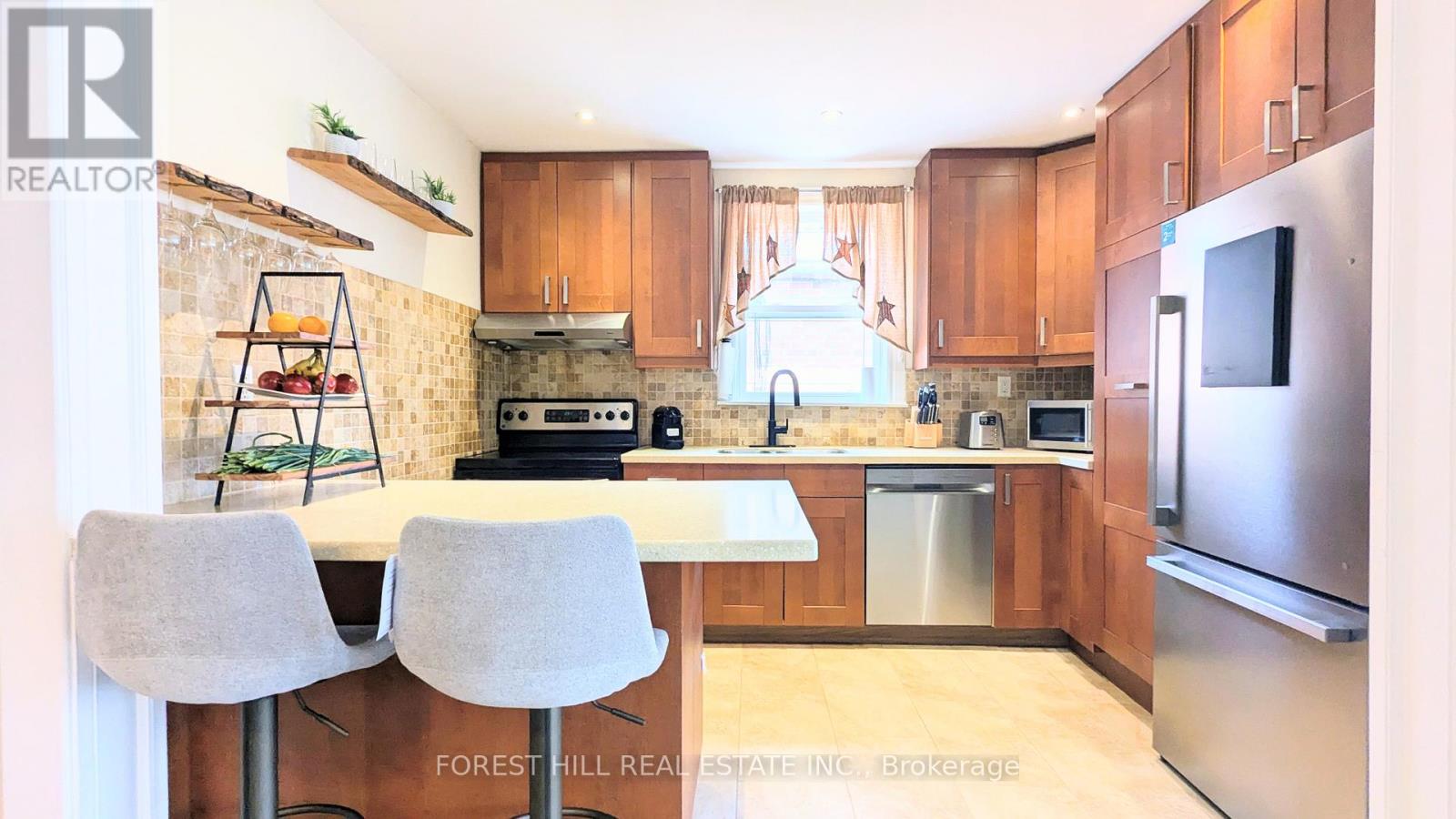 34 Rotherham Avenue, Toronto, Ontario  M6M 1M2 - Photo 9 - W12404225