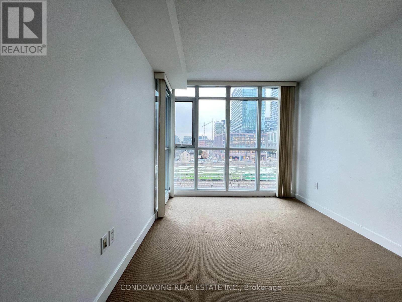 542a - 15 Iceboat Terrace, Toronto, Ontario  M5V 4A5 - Photo 10 - C12643916